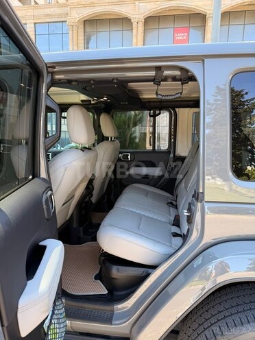 Jeep Wrangler-6