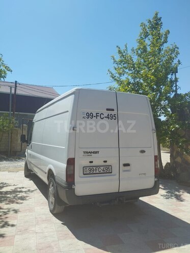 Ford Transit-3