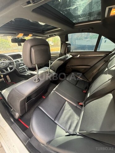 Mercedes C 250-12