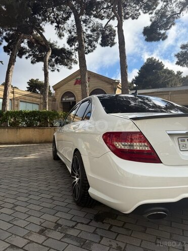 Mercedes C 250-8