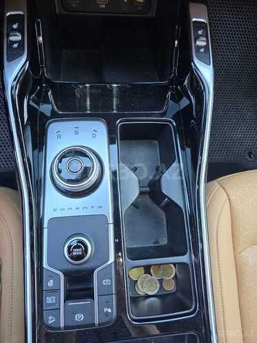 Kia Sorento-19