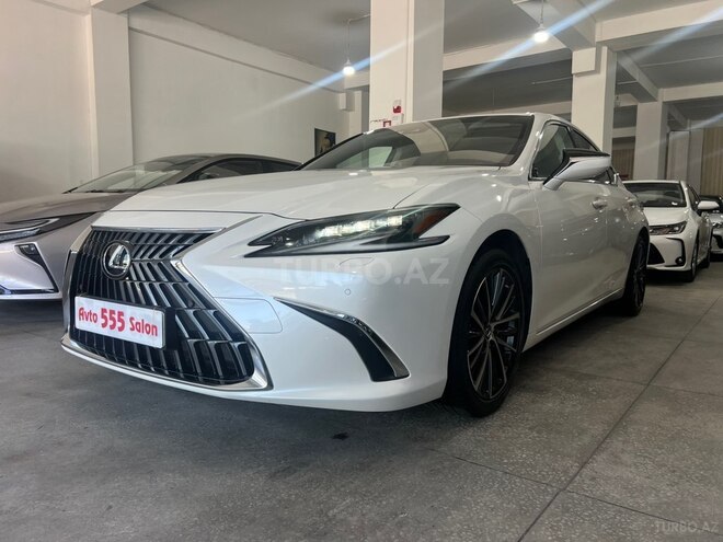 Lexus ES 300h-4