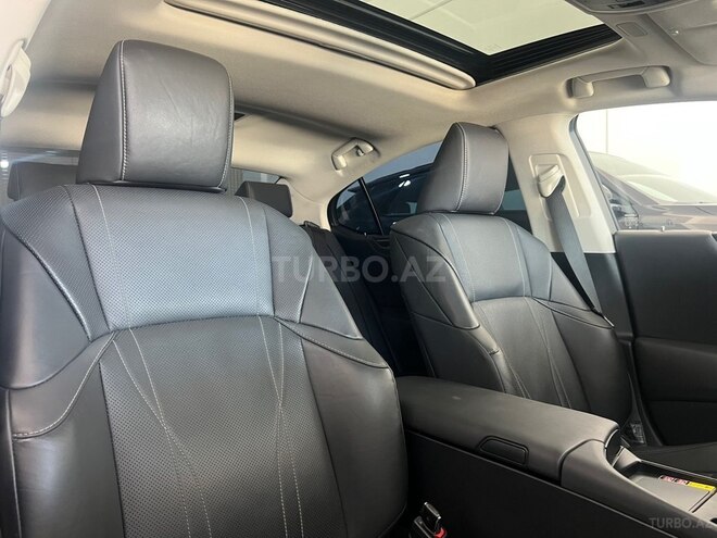 Lexus ES 300h-17
