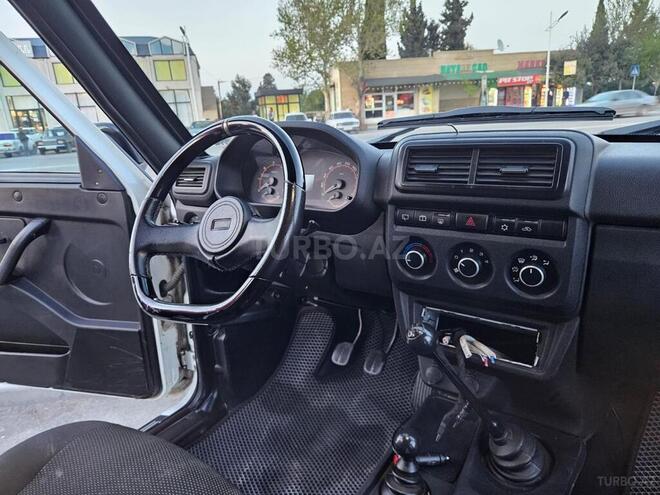 LADA (VAZ) Niva-4