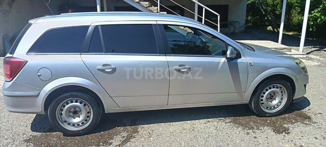 Opel Astra-3
