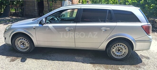 Opel Astra-2