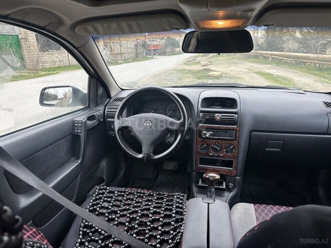 Opel Astra-9