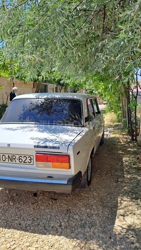LADA (VAZ) 2107-5