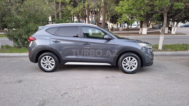 Hyundai Tucson-6