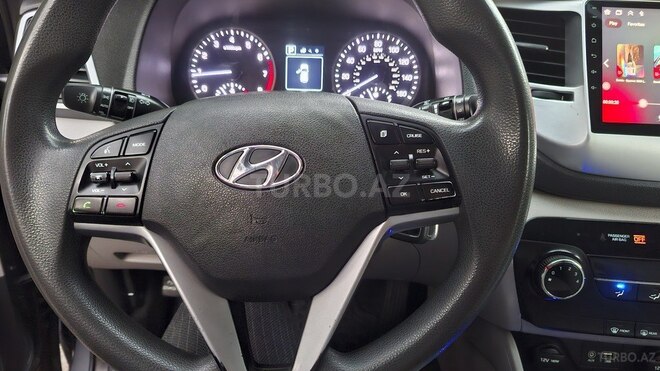 Hyundai Tucson-12