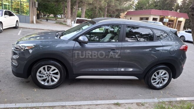 Hyundai Tucson-5