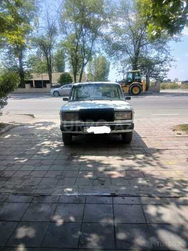 LADA (VAZ) 2107-1