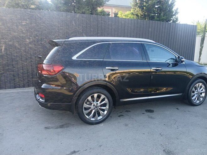 Kia Sorento-2