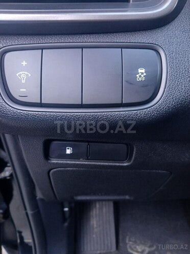 Kia Sorento-12