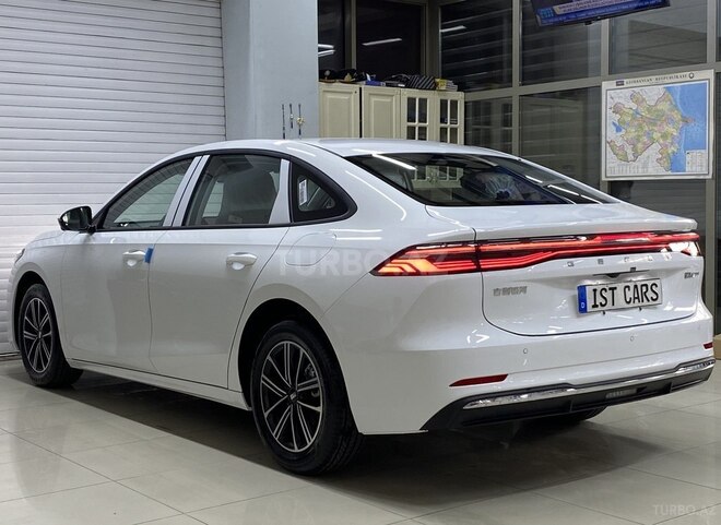 Geely Galaxy A7-10