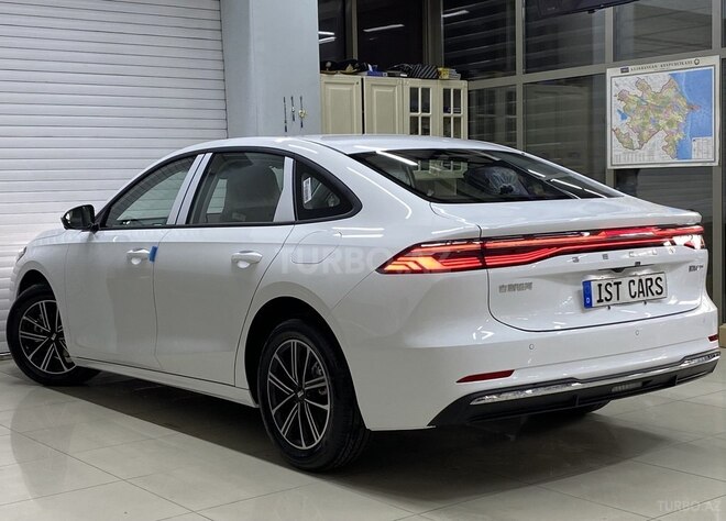 Geely Galaxy A7-12