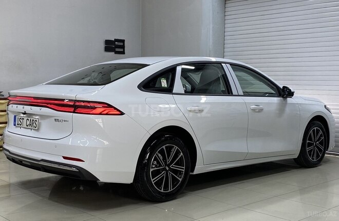 Geely Galaxy A7-11