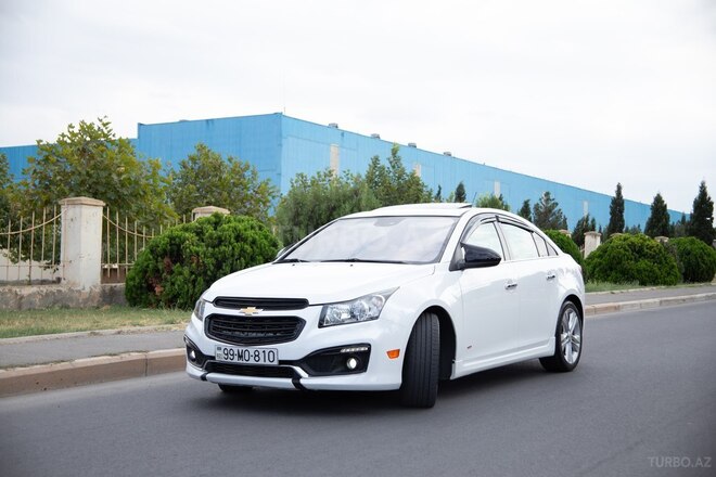 Chevrolet Cruze-1