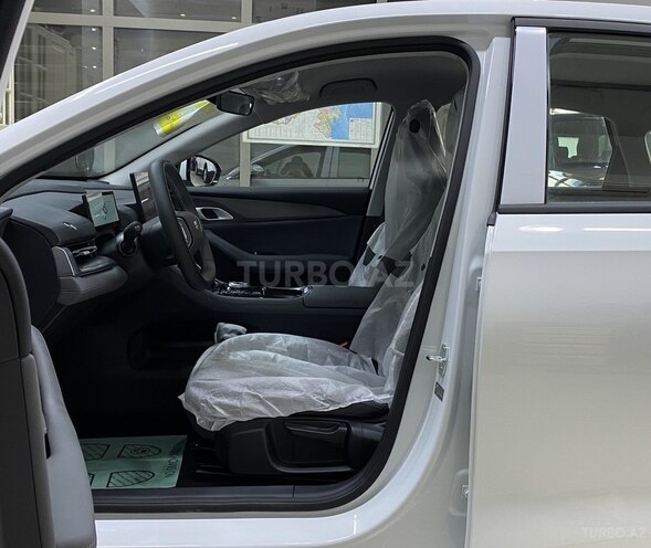 Geely Galaxy A7-16