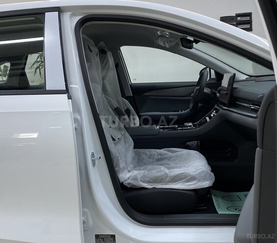 Geely Galaxy A7-17