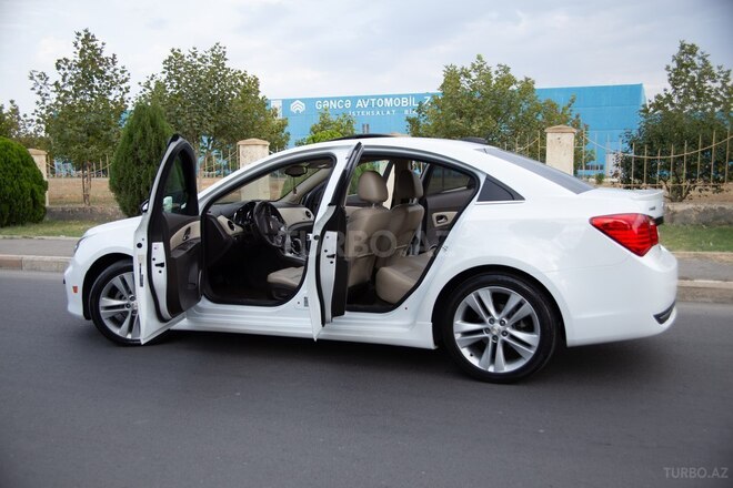 Chevrolet Cruze-3