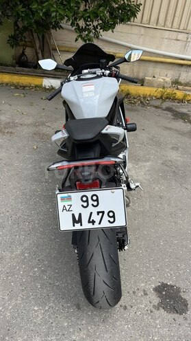 CFMOTO 675 SR-R-9