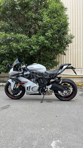 CFMOTO 675 SR-R-5