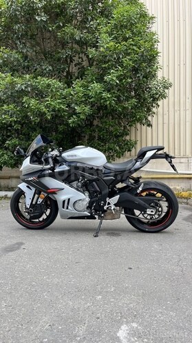 CFMOTO 675 SR-R-1