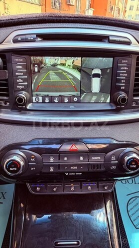 Kia Sorento-11