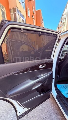 Kia Sorento-8