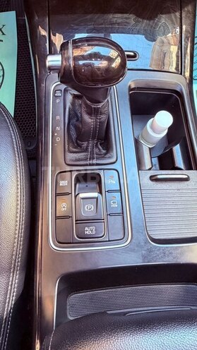 Kia Sorento-12