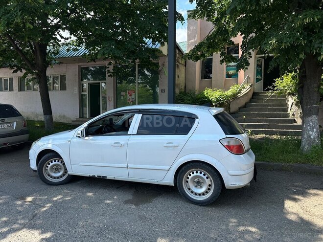 Opel Astra-2