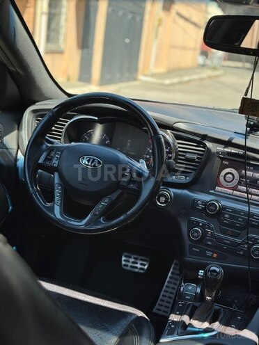 Kia Optima-12
