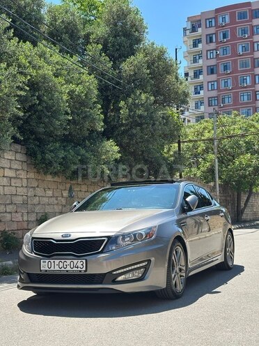 Kia Optima-1