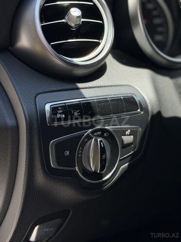 Mercedes C 220 d-17