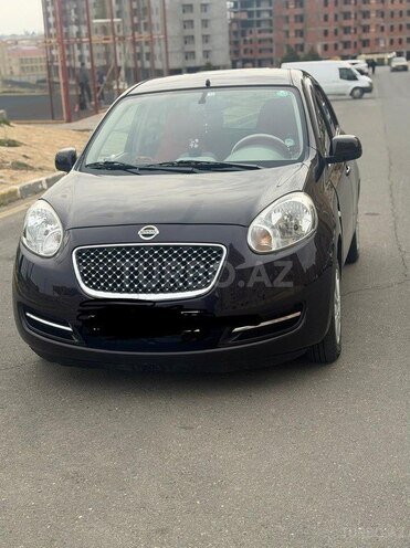 Nissan March-1