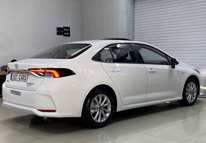 Toyota Corolla-11