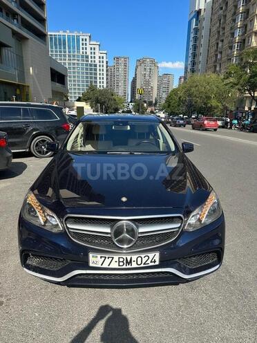 Mercedes E 250 4MATIC-1