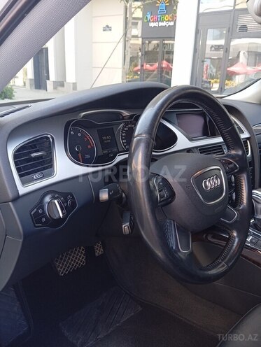 Audi A4-14