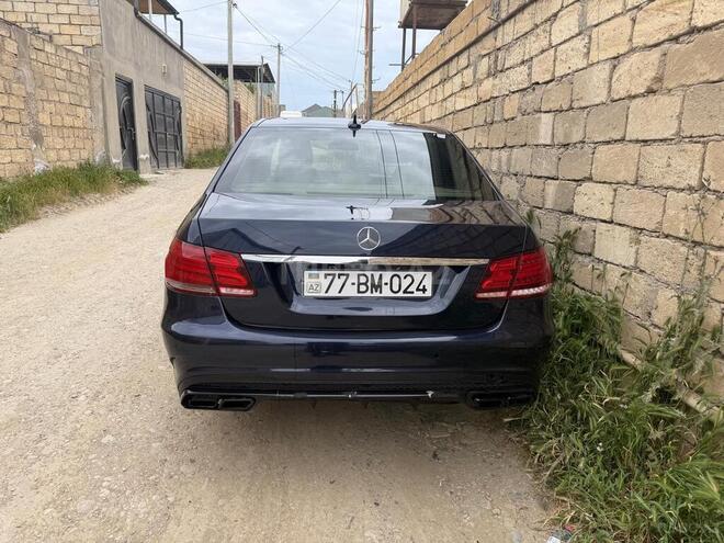 Mercedes E 250 4MATIC-7