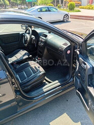 Opel Astra-8