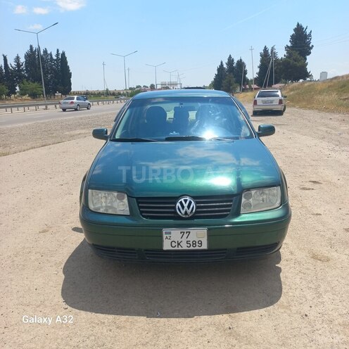 Volkswagen Jetta-1