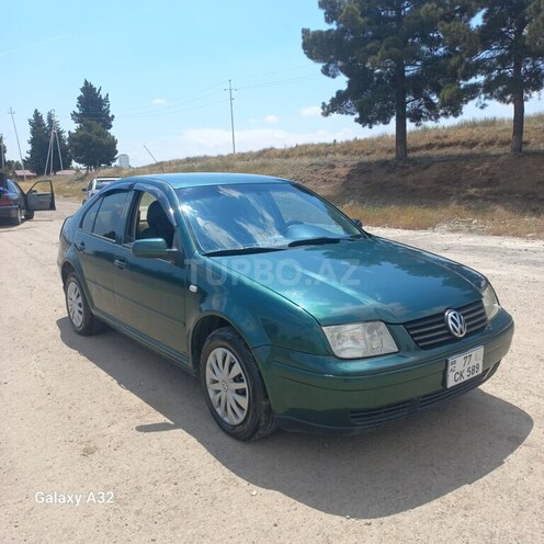 Volkswagen Jetta-4