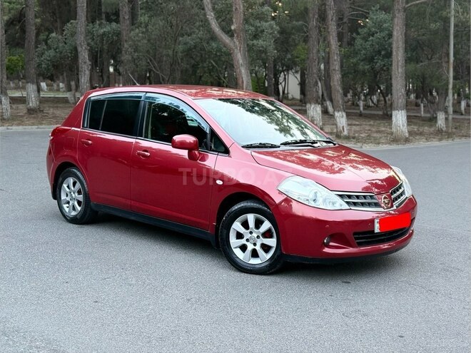 Nissan Tiida-2