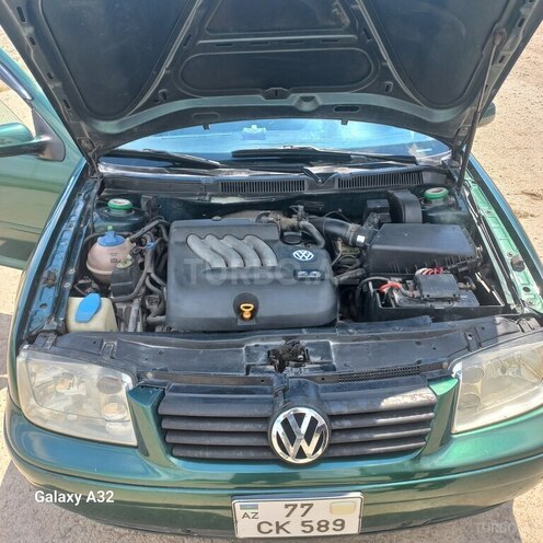 Volkswagen Jetta-16