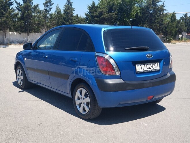 Kia Rio-4
