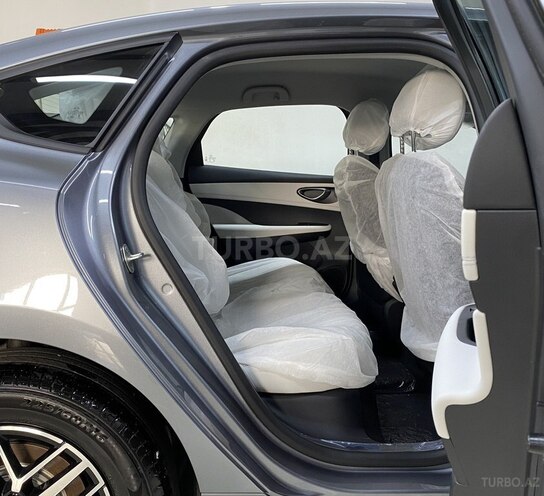 BYD Seal 05-18