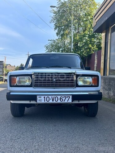 LADA (VAZ) 2107-2