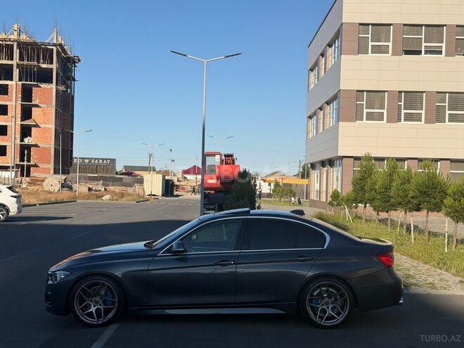BMW 330-5