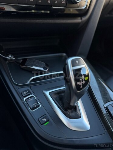BMW 330-18